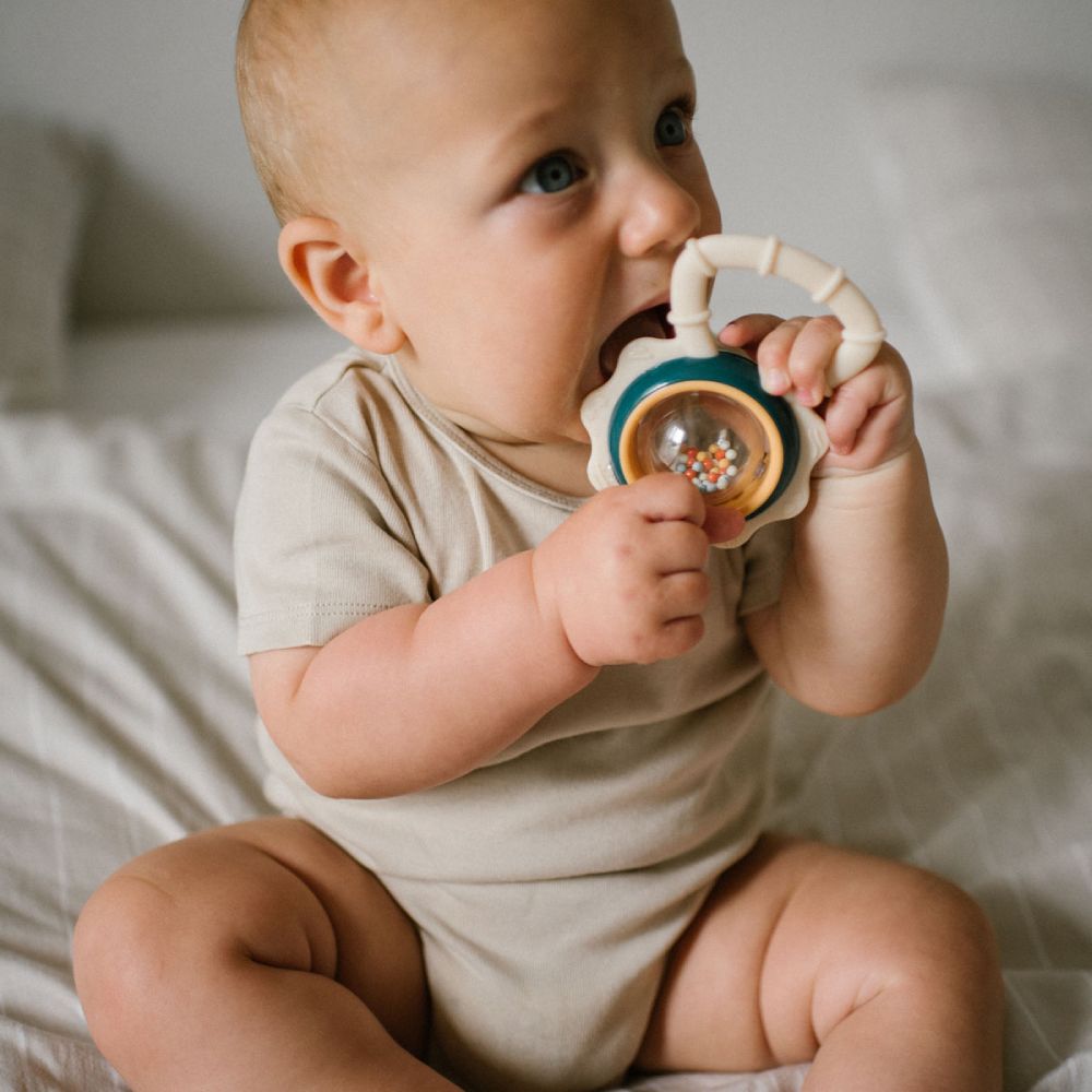 BabyOno zvečka s grickalicom i zvukom, Kugla