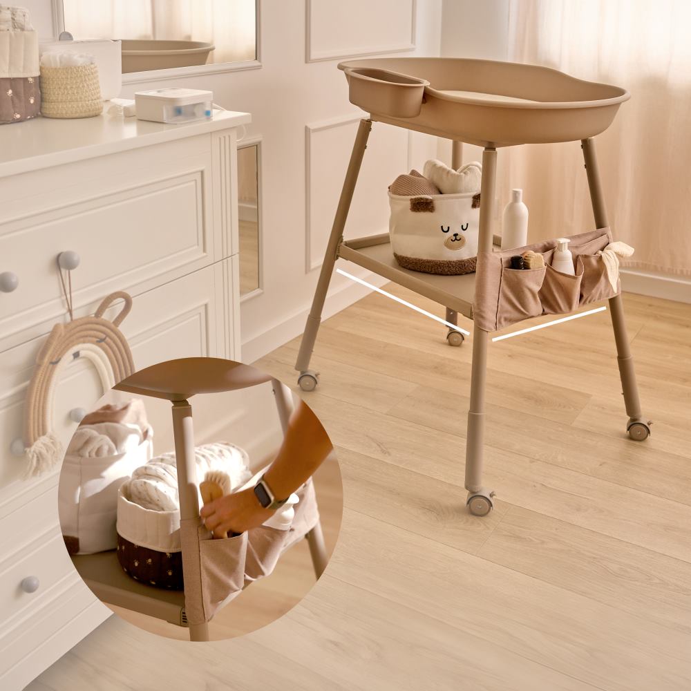 Lionelo Rosie stol za prematanje s podlogom, beige sand