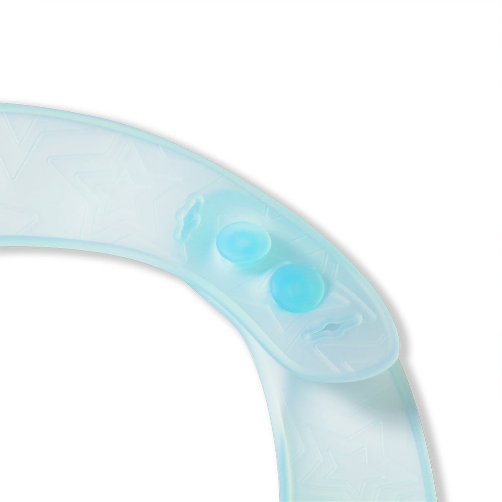 BabyOno Silikonski podbradak ultrathin 6 m+, plava