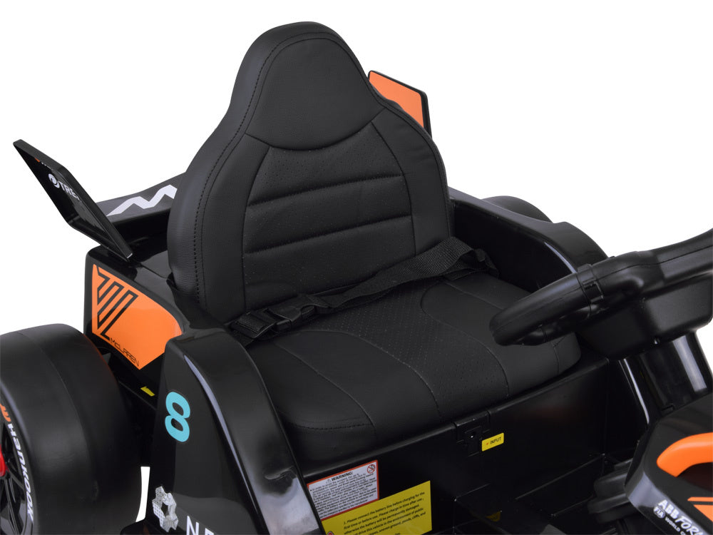 Formula E McLaren NEOM AKU