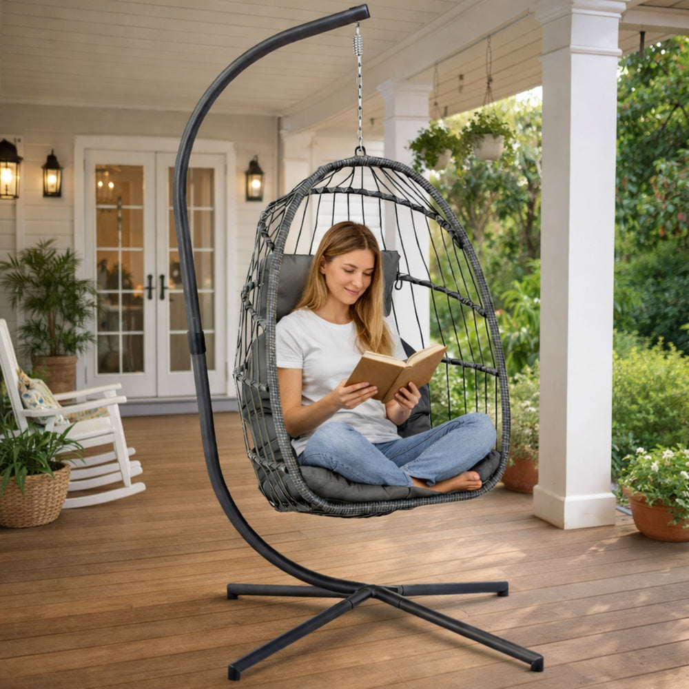 Viseća stolica jaje s jastucima Cocoon - siva