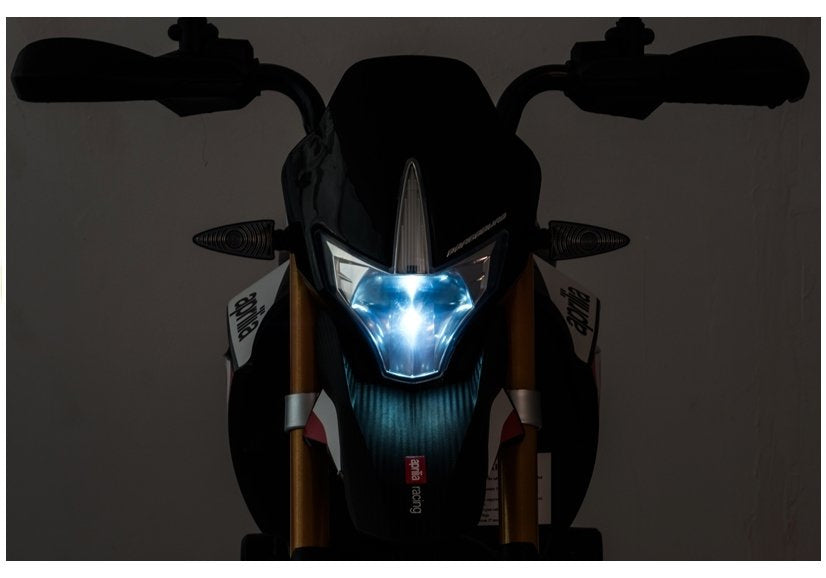 Licencirani motor na akumulator Aprilia A007 - crno/crveni