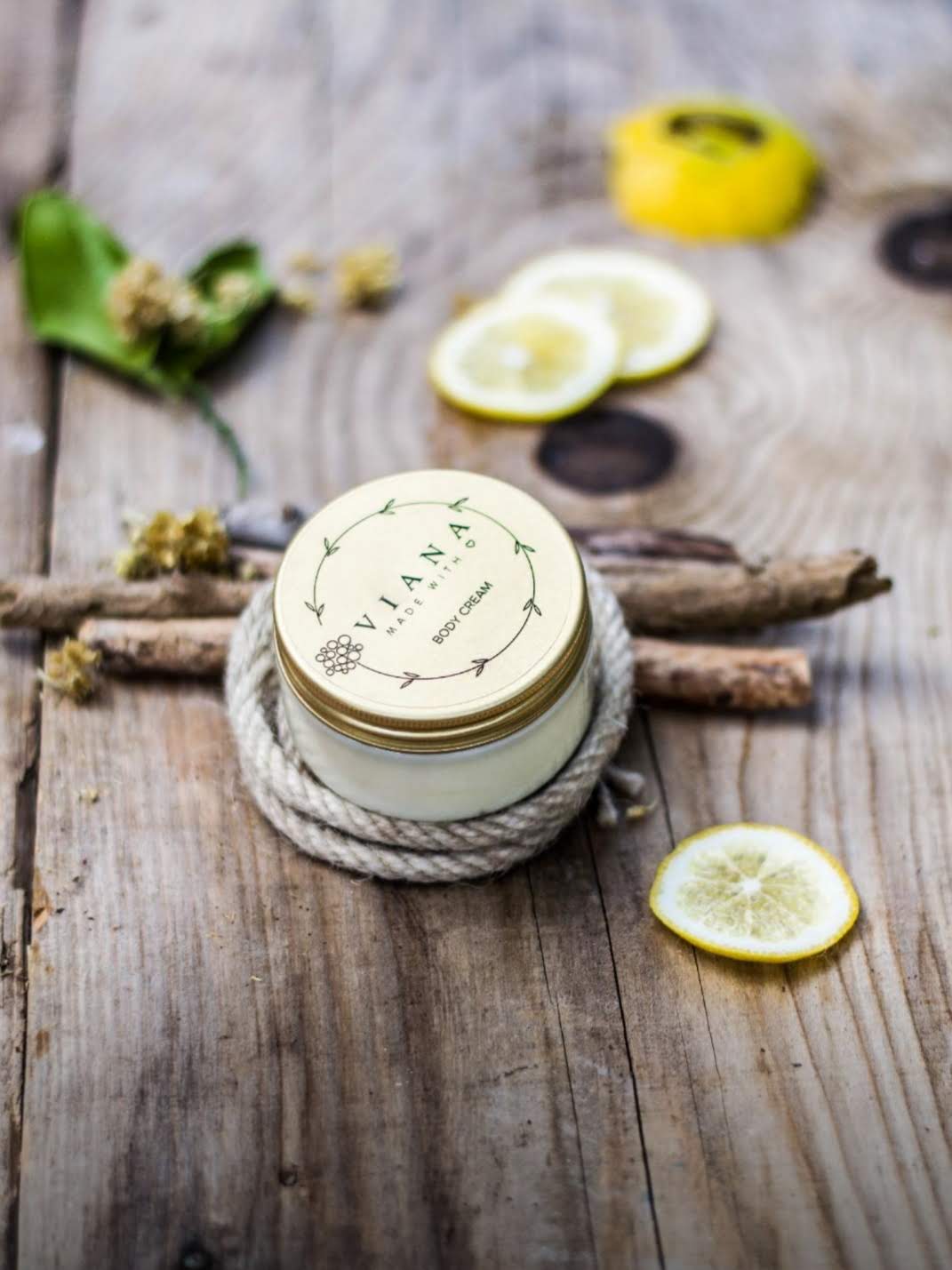 6848f24326e70829cfc6ee88_body-cream-100g_1760076856309.jpg