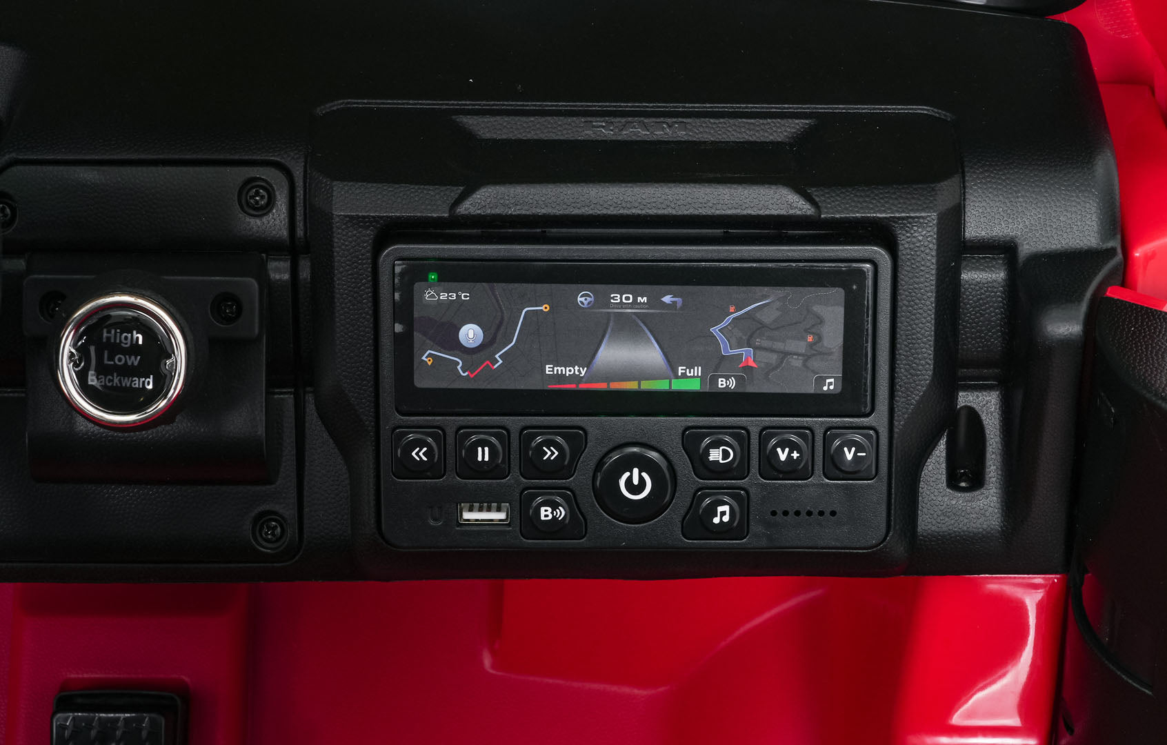 Licencirani auto na akumulator RAM 3500 - dvosjed - crveni