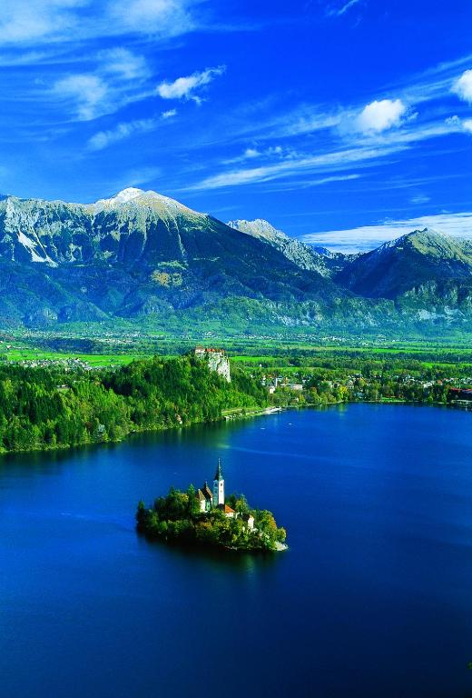 Bled, 3 noćenja za 2 osobe s doručkom i 1x večerom - Hotel Krek
