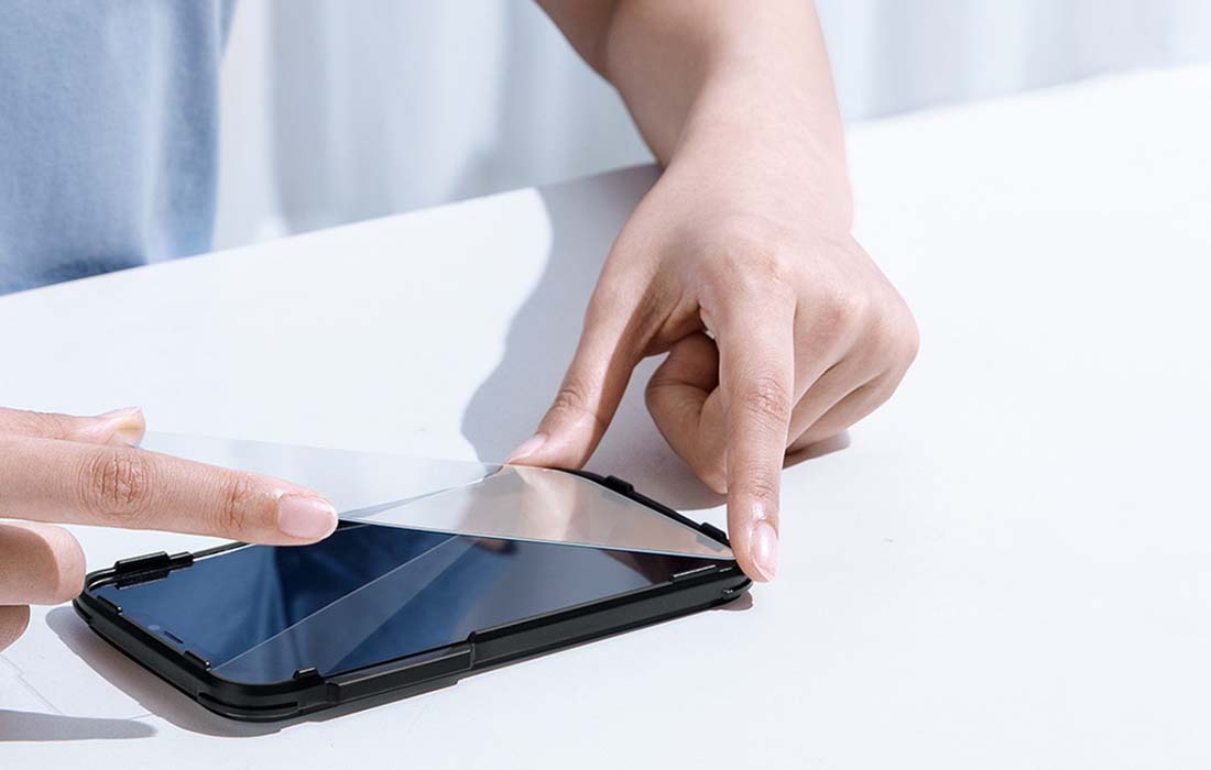 Baseus kaljeno staklo 0,3 mm za iPhone 13/13 Pro (2kom)