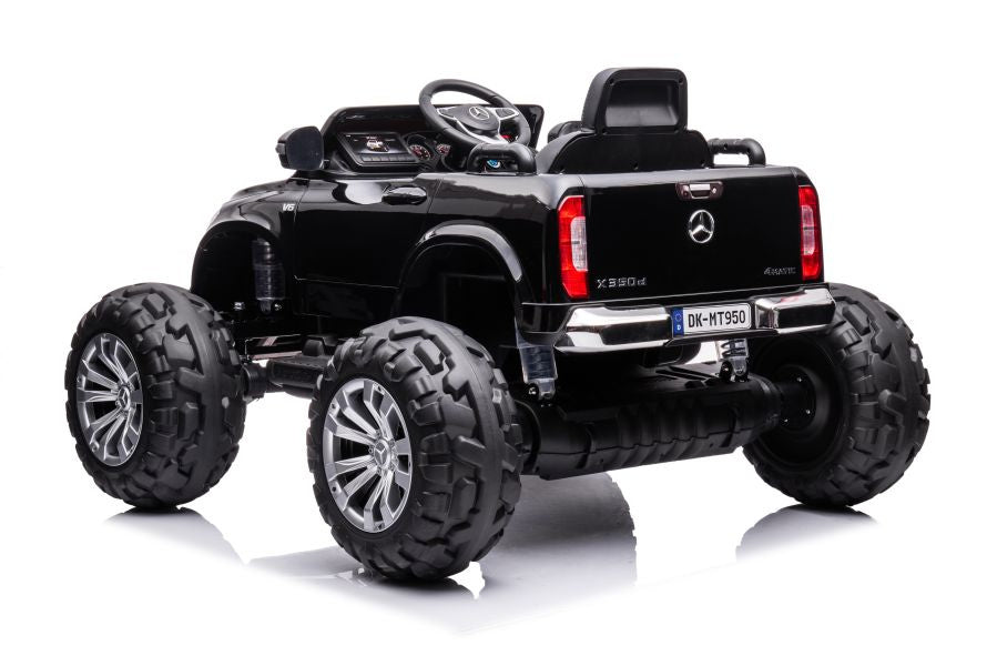 Licencirani auto na akumulator Mercedes DK-MT950 4x4 - crni