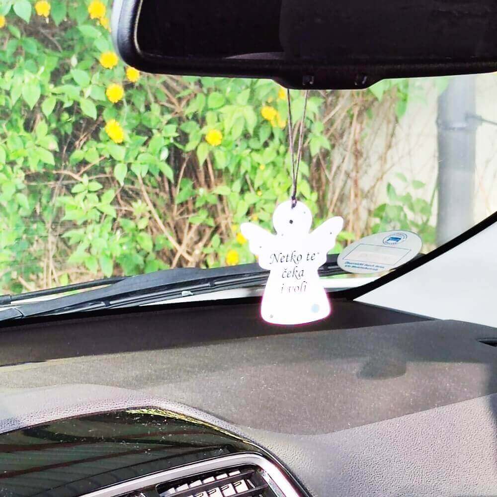 Privjesak za auto - ANĐEO  Vozi polako Š1234