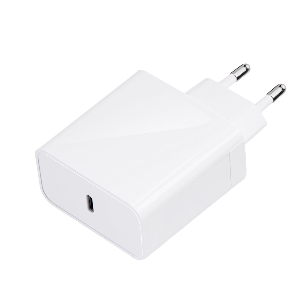 Putni punjač Forcell Type- C - 3A 45W sa PD i Quick Charge 4.0 funkcijom