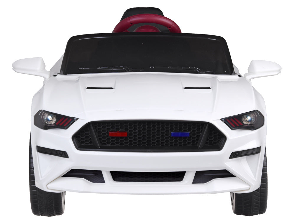 GT automobil aku bijeli