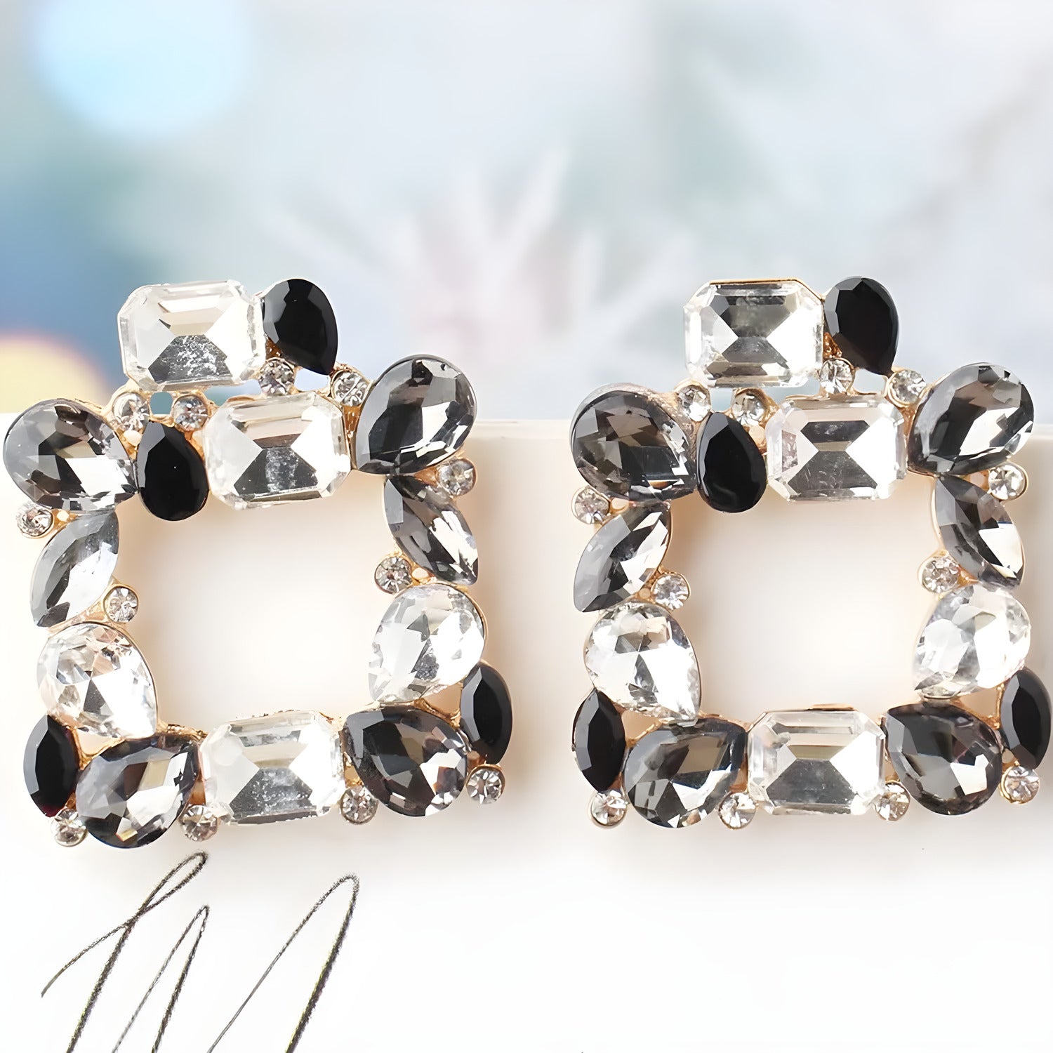 Naušnice Kristal - Crna KP39525